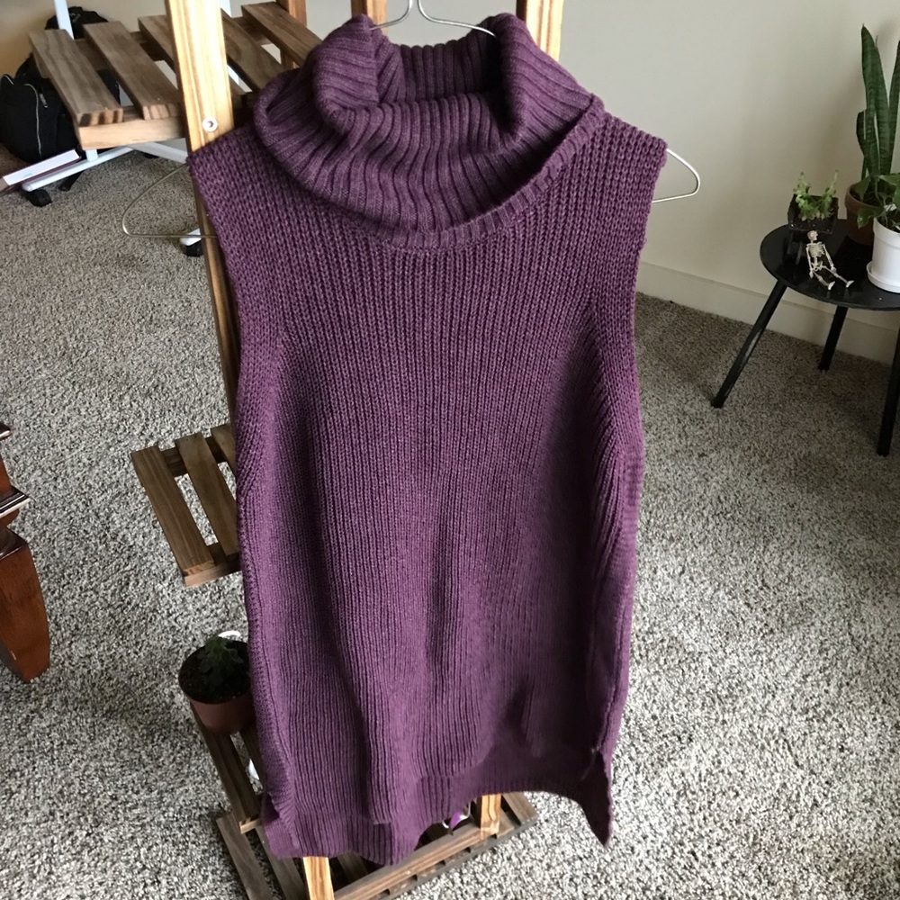 Maroon sweater/Sweater dress
